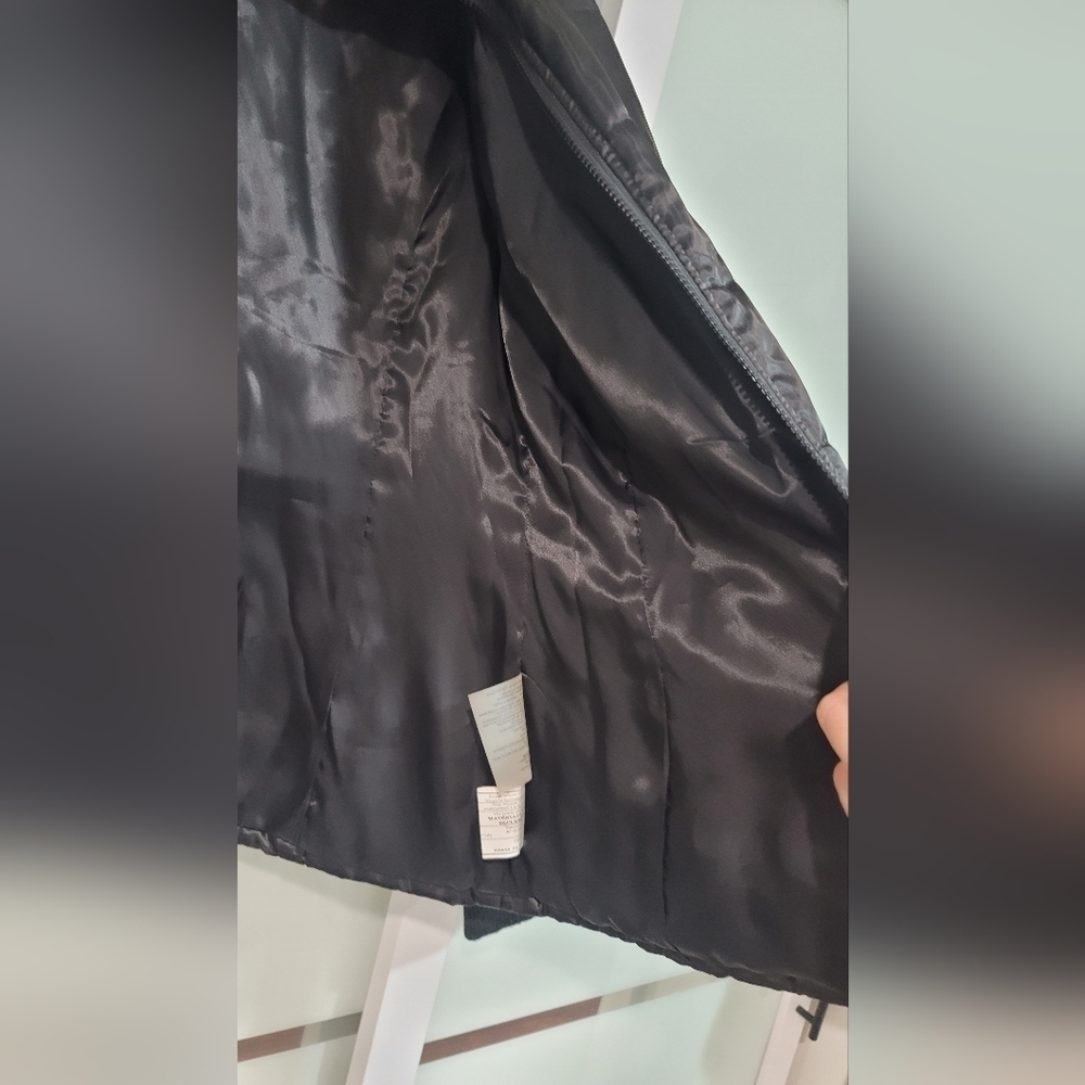 Danier Light Black Puffer Jacket - image 6